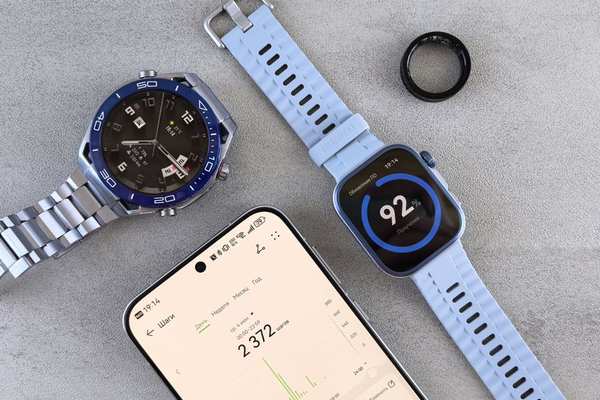 smart ring vs fitness tracker